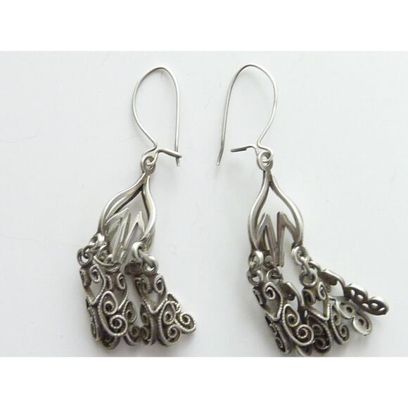 Vintage Silver Tone Filigree Dangle Earrings, Delicate - Picture 3 of 4
